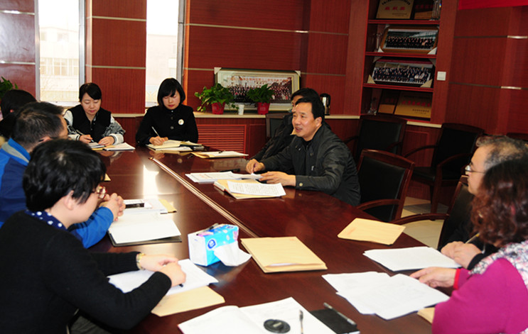 社市委召開(kāi)入社積極分子培訓(xùn)會(huì)