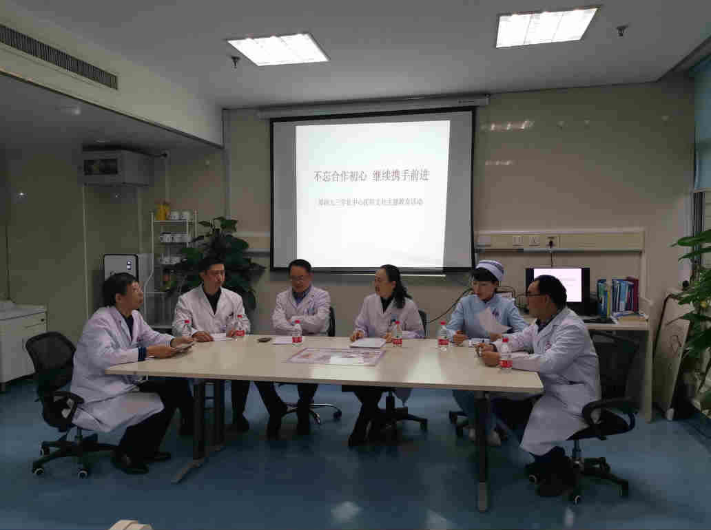 62_meitu_16.jpg 62_meitu_16.jpg