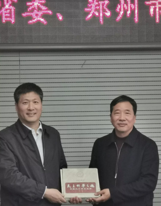 72_meitu_6.jpg 72_meitu_6.jpg